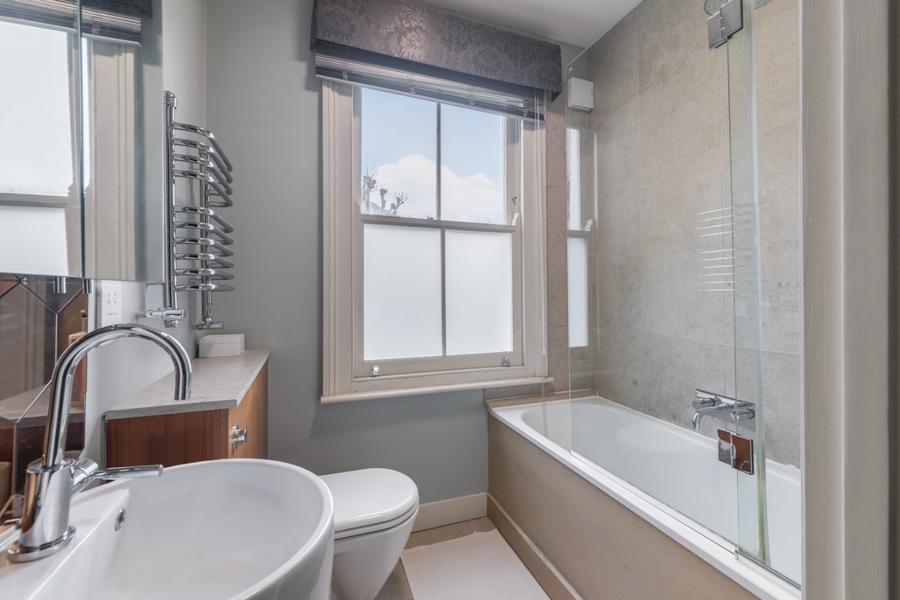 4 bedroom House for sale in Belsize Crescent-view12