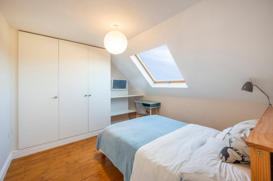 6 bedroom House for sale in Avondale Avenue-view10