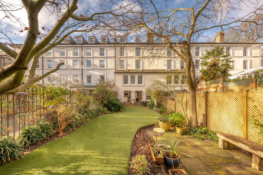 6 bedroom House for sale in Southwood Lane-view25