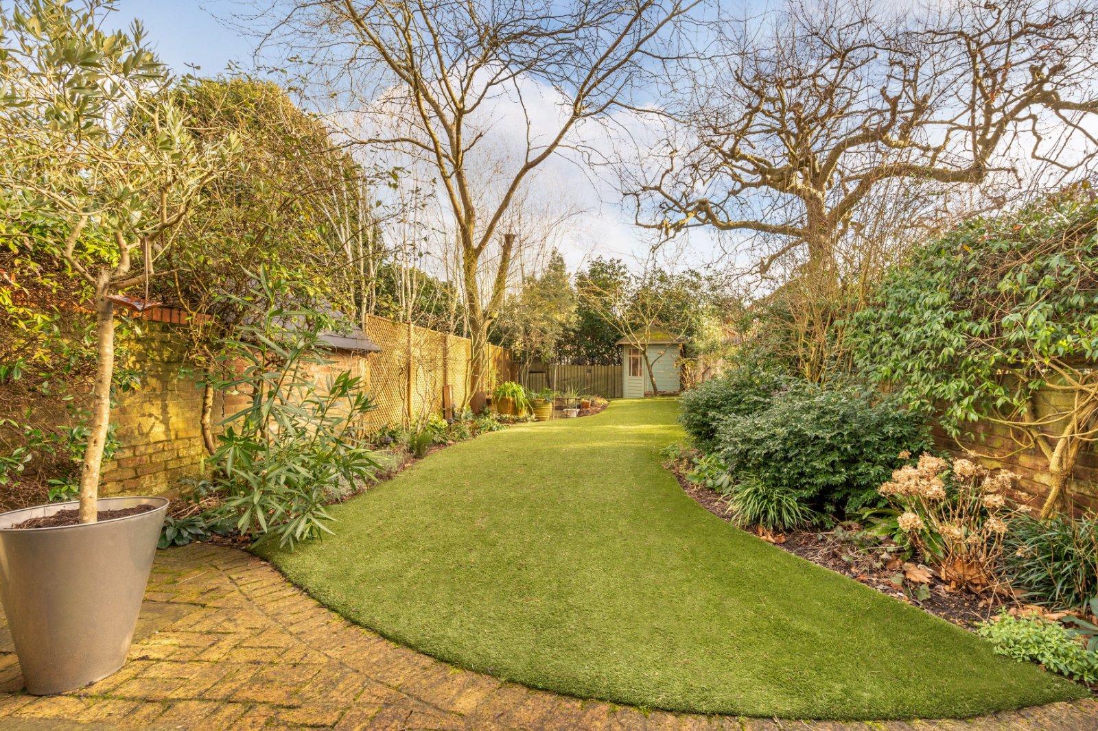 Southwood Lane, Highgate, N6