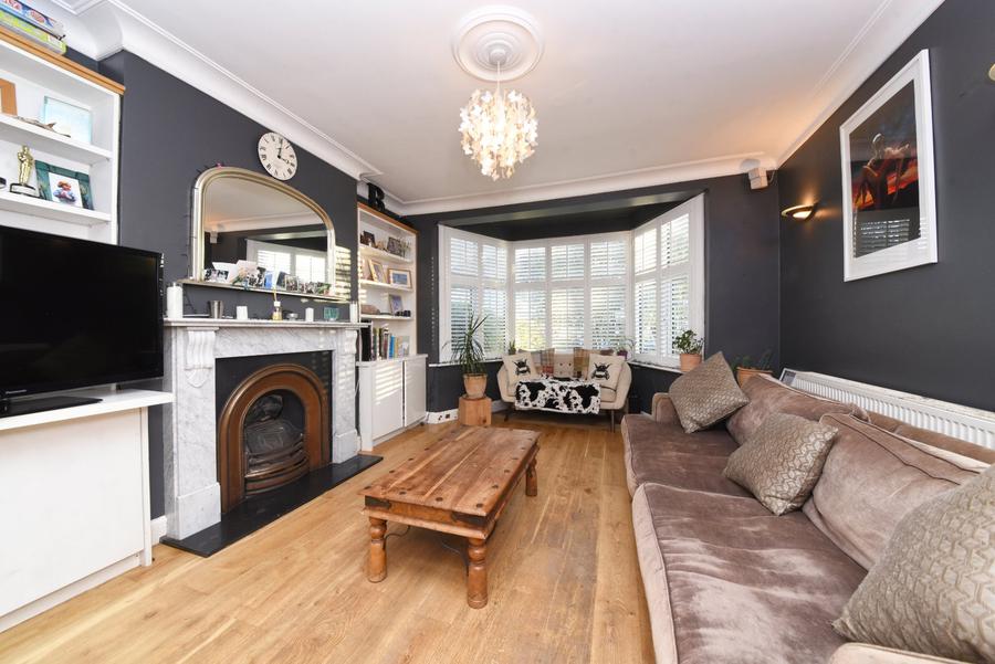 4 bedroom House for sale in Orchard Avenue-view3