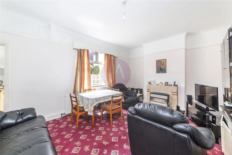 3 bedroom House for sale in Liddell Gardens-view3