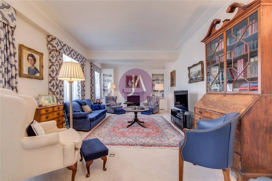 4 bedroom Flat for sale in Hereford House-view7