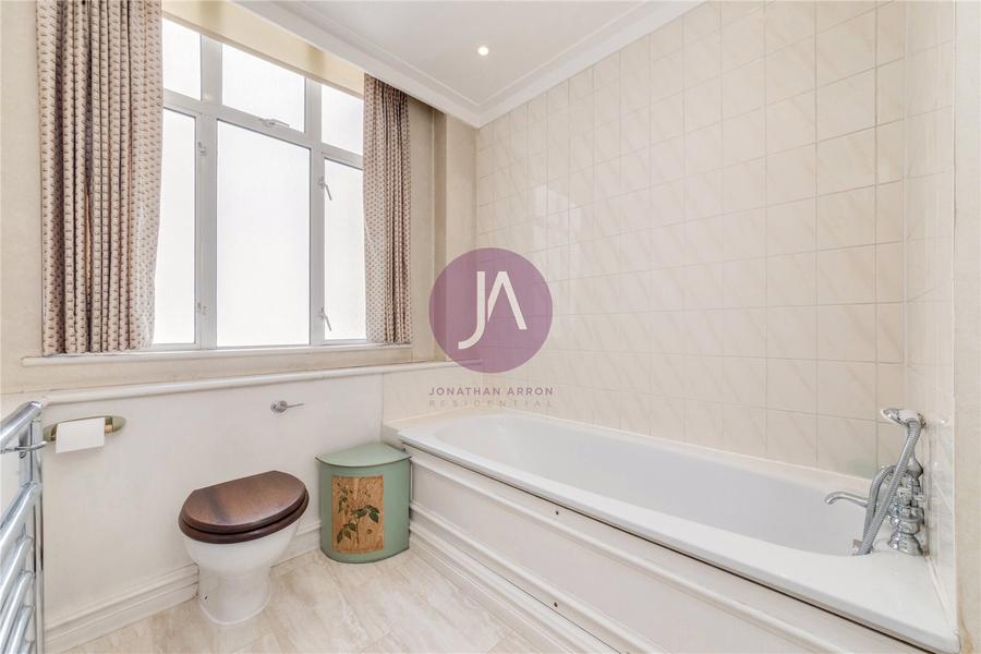 4 bedroom Flat for sale in Hereford House-view14