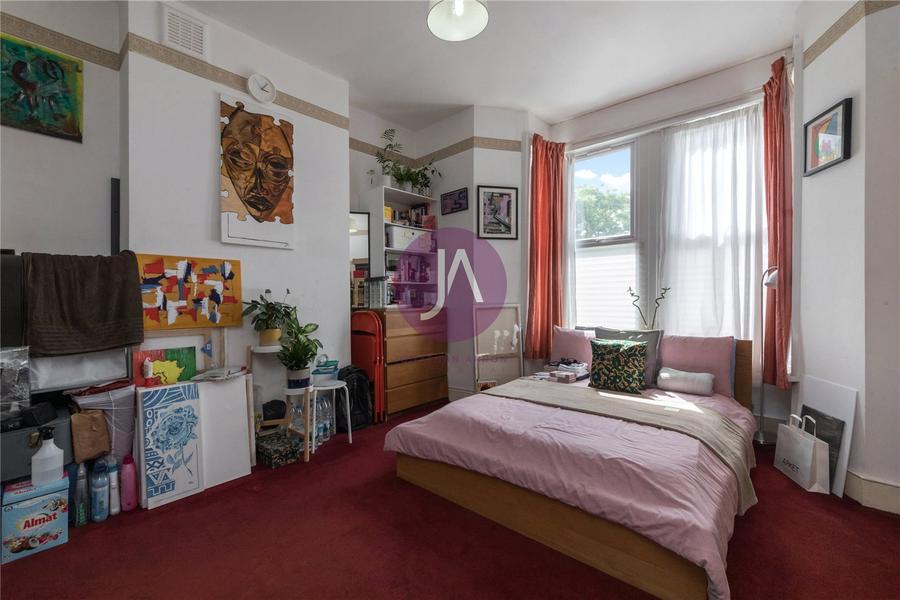 4 bedroom House for sale in Tancred Road-view6