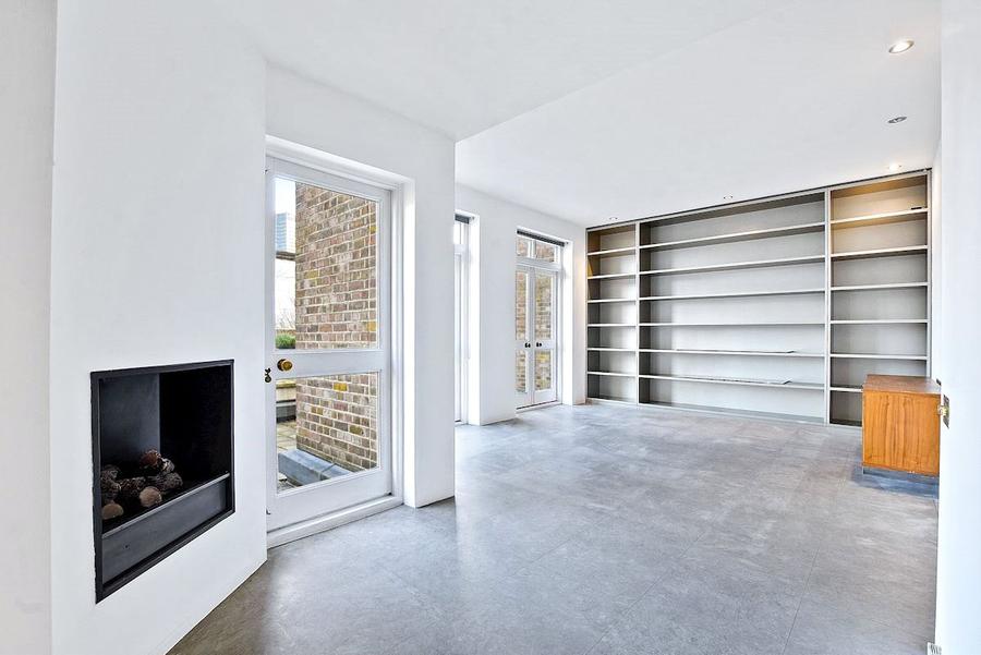 4 bedroom Flat for sale in Cambridge Gate-view17