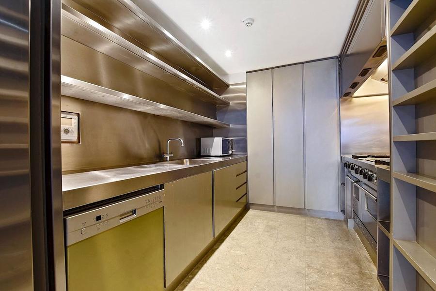 4 bedroom Flat for sale in Cambridge Gate-view7