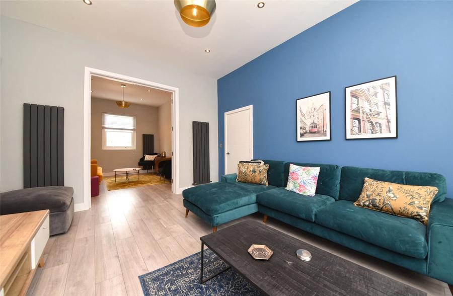 4 bedroom House for sale in Bartholomew Road-view9