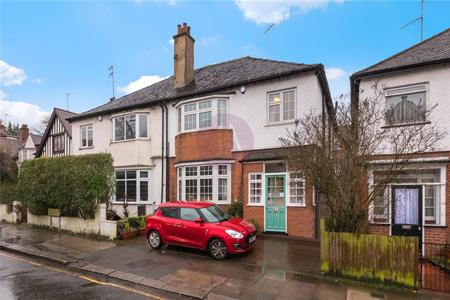 4 bedroom House for sale in North End Road-List605