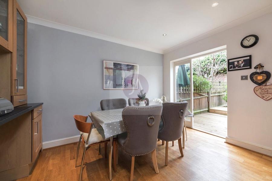 3 bedroom House for sale in Berridge Mews-view7