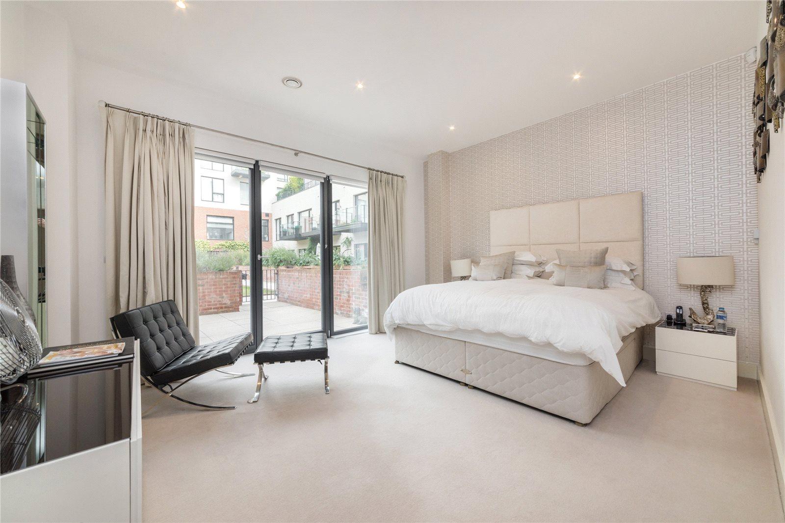 Fairmont Mews, The Lexington, Golders Green, NW2