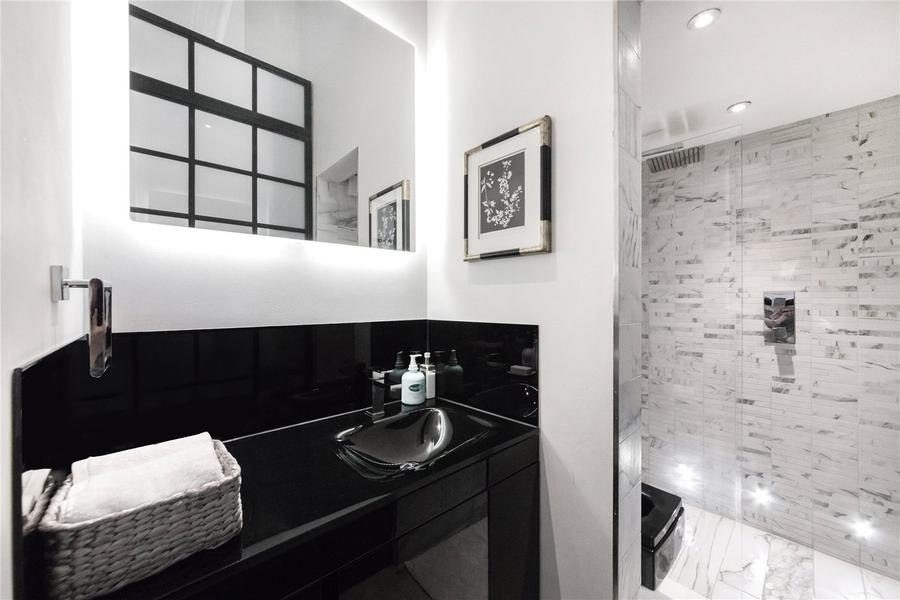 3 bedroom Flat for sale in Hornsey Lane Gardens-view11