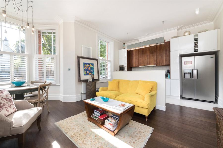 3 bedroom Flat for sale in Hornsey Lane Gardens-view8
