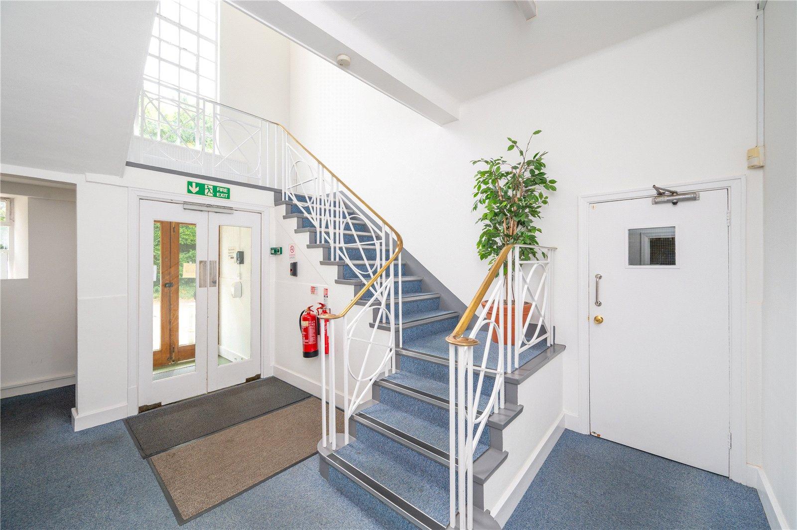 Office To Let in St. Albans Road, Sandridge, St. Albans, Hertfordshire - View 7 - Collinson Hall