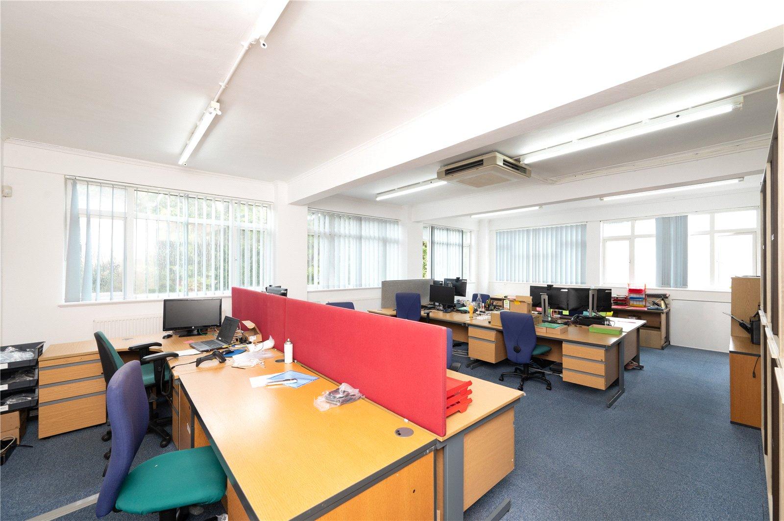 Office To Let in St. Albans Road, Sandridge, St. Albans, Hertfordshire - View 5 - Collinson Hall