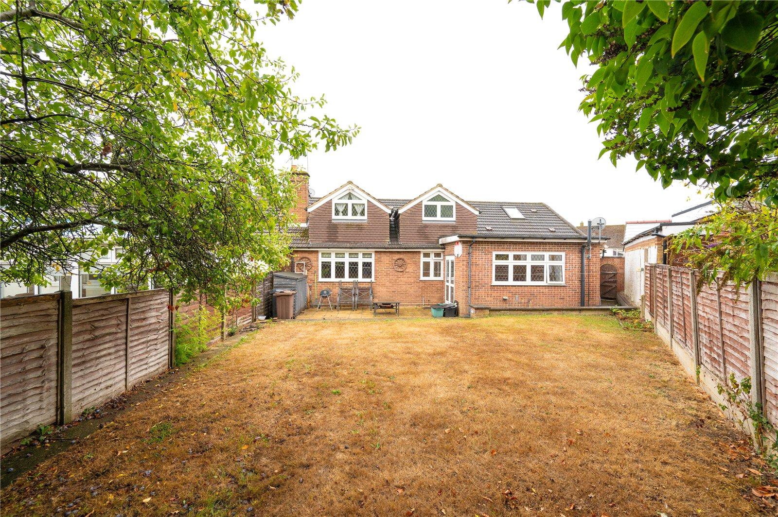 5 Bedroom  To Let in Chiswell Green Lane, St. Albans, Hertfordshire - View 13 - Collinson Hall