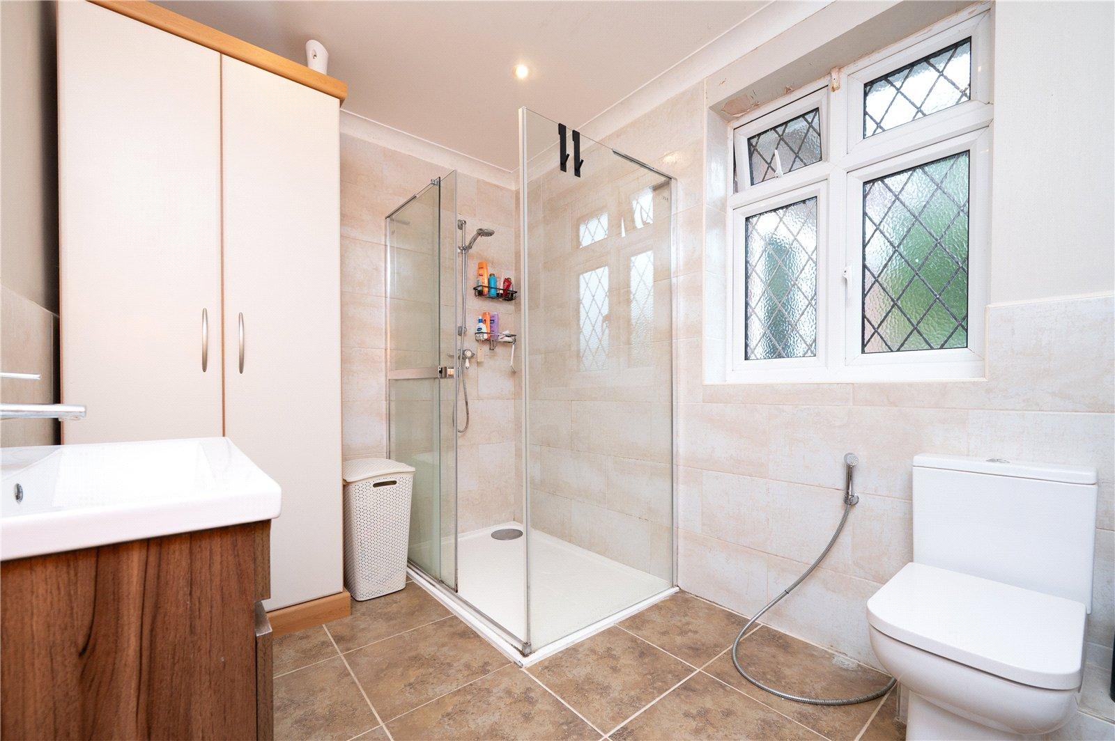 5 Bedroom  To Let in Chiswell Green Lane, St. Albans, Hertfordshire - View 4 - Collinson Hall