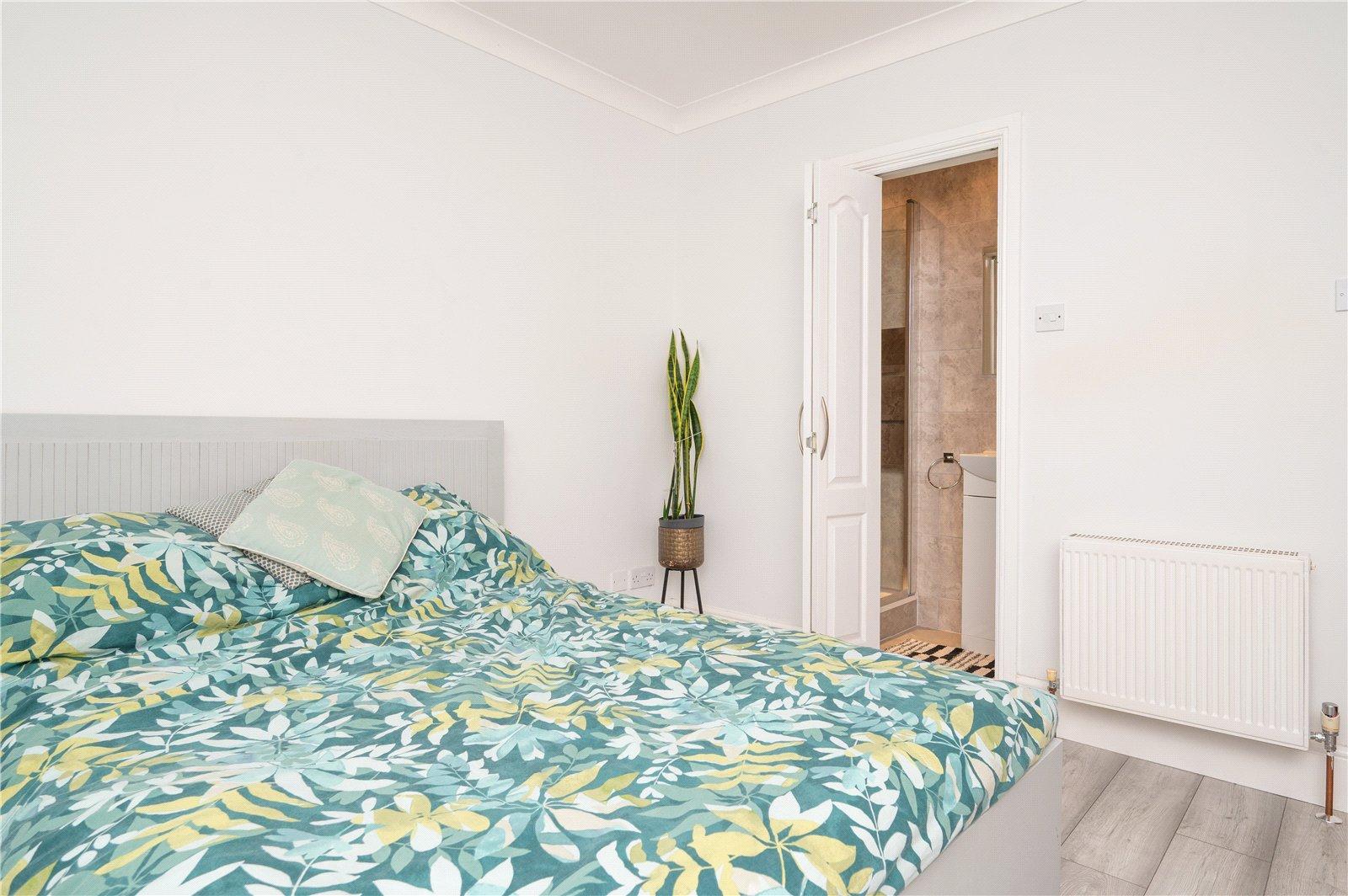 5 Bedroom  To Let in Chiswell Green Lane, St. Albans, Hertfordshire - View 6 - Collinson Hall