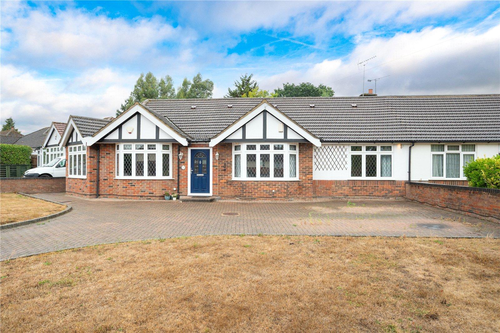 5 Bedroom  To Let in Chiswell Green Lane, St. Albans, Hertfordshire - View 1 - Collinson Hall