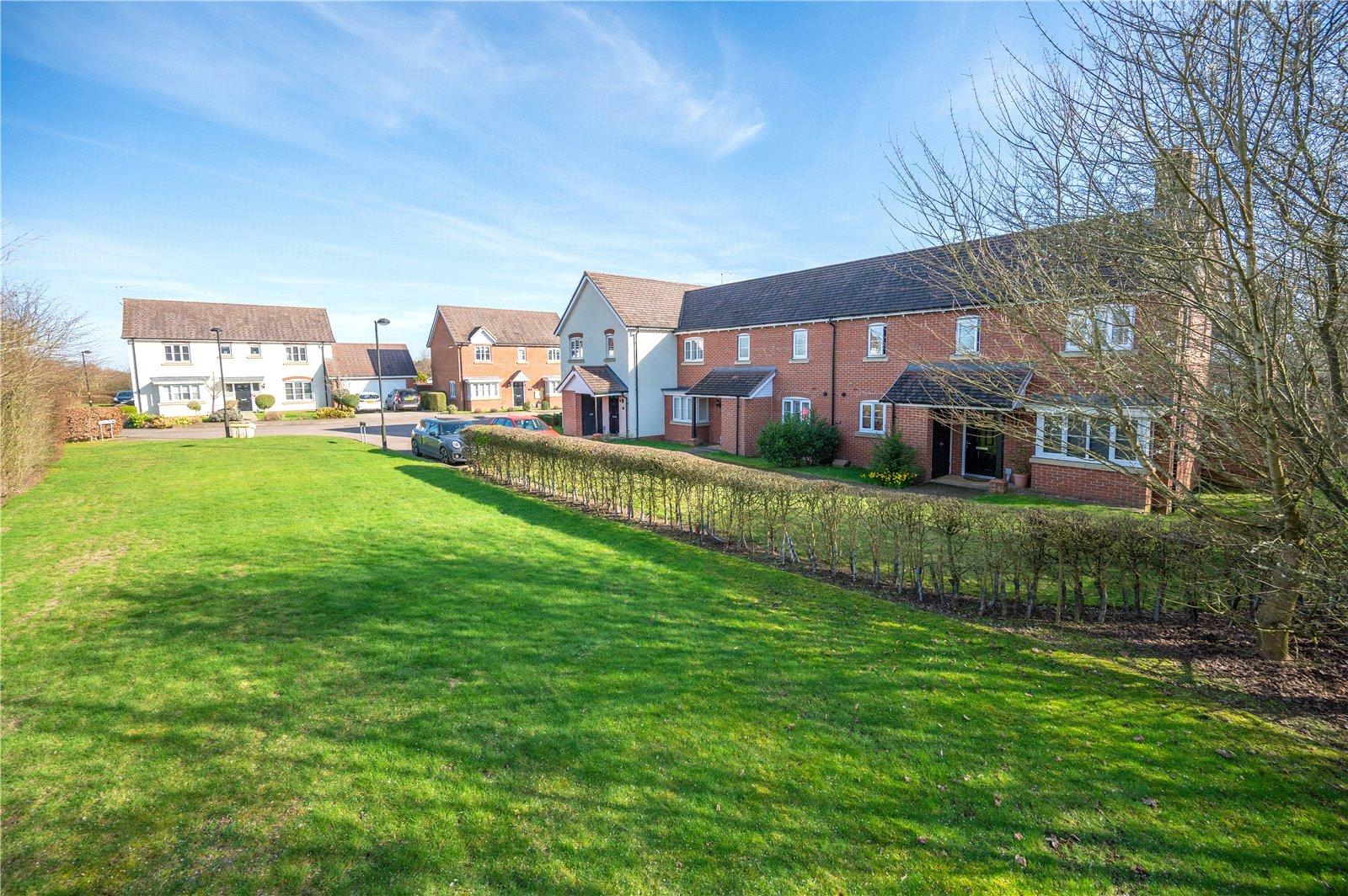 2 Bedroom  Let in Pasture View, Oaklands Lane, Smallford, St. Albans - View 15 - Collinson Hall