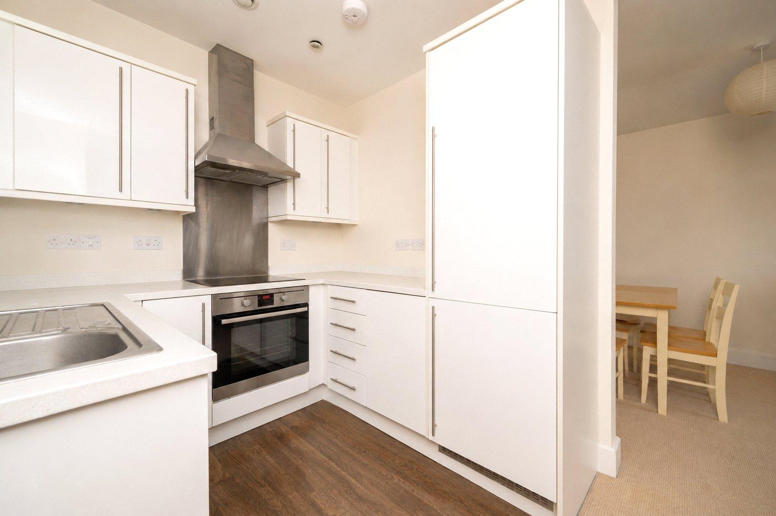 2 Bedroom Flat/Apartment Let in Charrington Place, St. Albans, Hertfordshire - View 6 - Collinson Hall