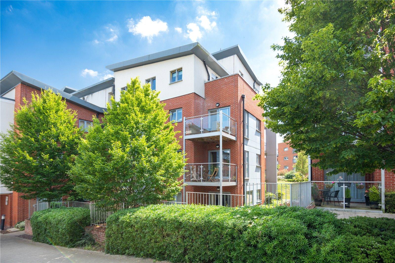 2 Bedroom Flat/Apartment Let in Charrington Place, St. Albans, Hertfordshire - View 10 - Collinson Hall