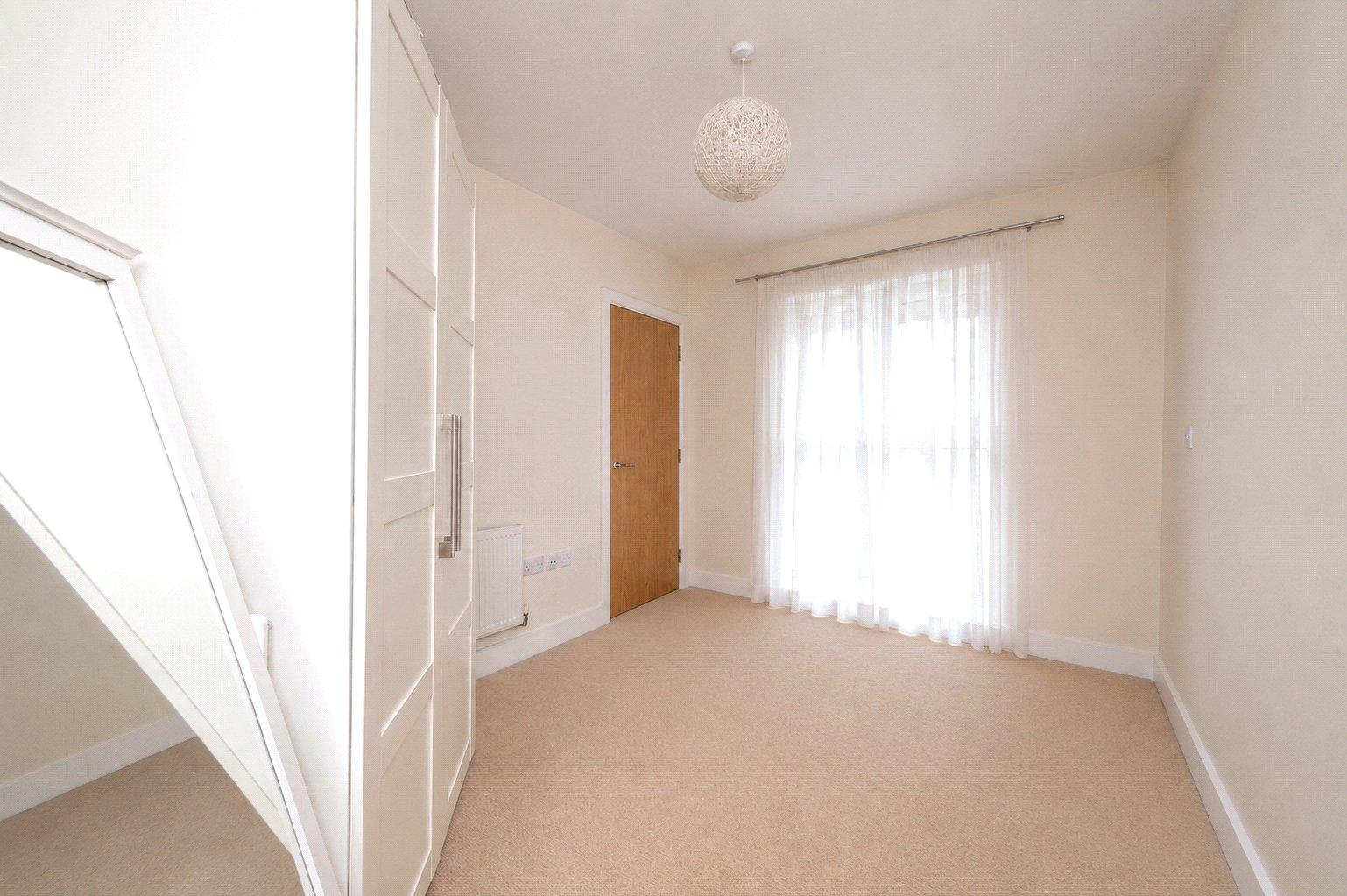 2 Bedroom Flat/Apartment Let in Charrington Place, St. Albans, Hertfordshire - View 5 - Collinson Hall
