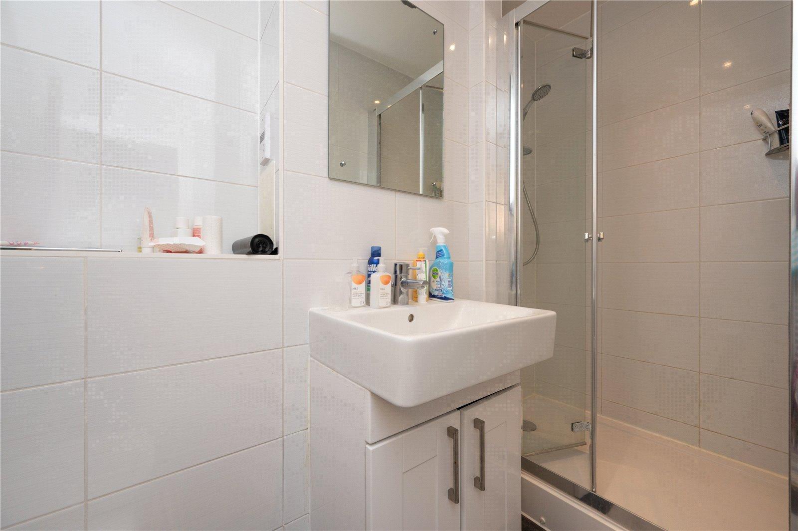 2 Bedroom Flat/Apartment Let in Charrington Place, St. Albans, Hertfordshire - View 7 - Collinson Hall
