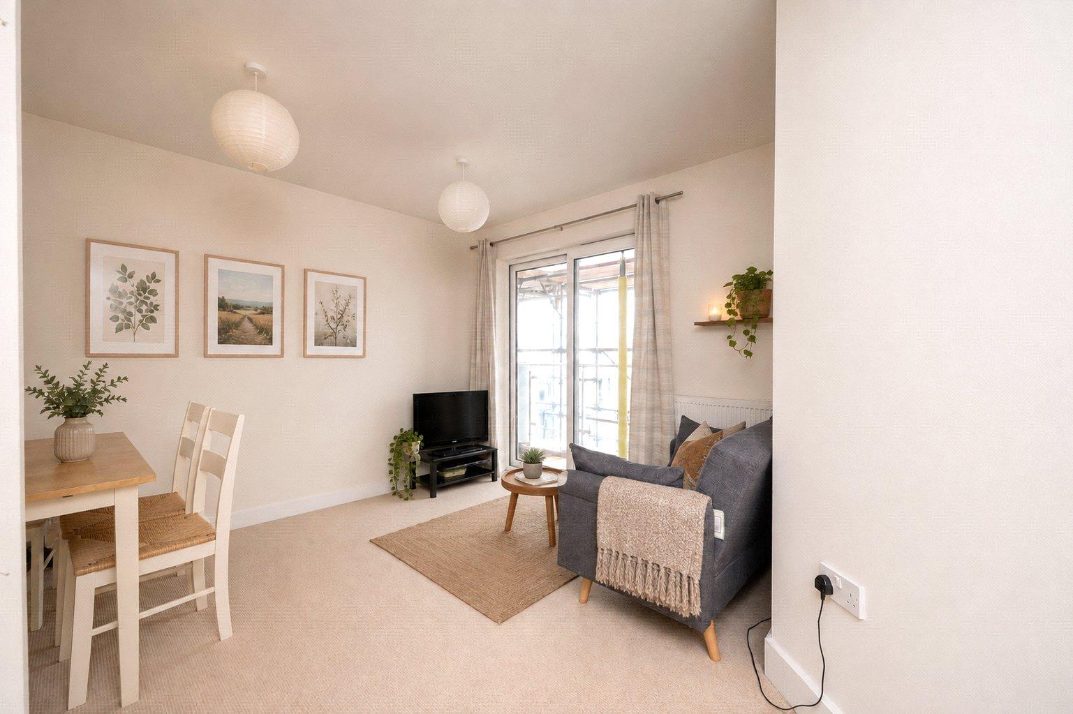 2 Bedroom Flat/Apartment Let in Charrington Place, St. Albans, Hertfordshire - View 3 - Collinson Hall