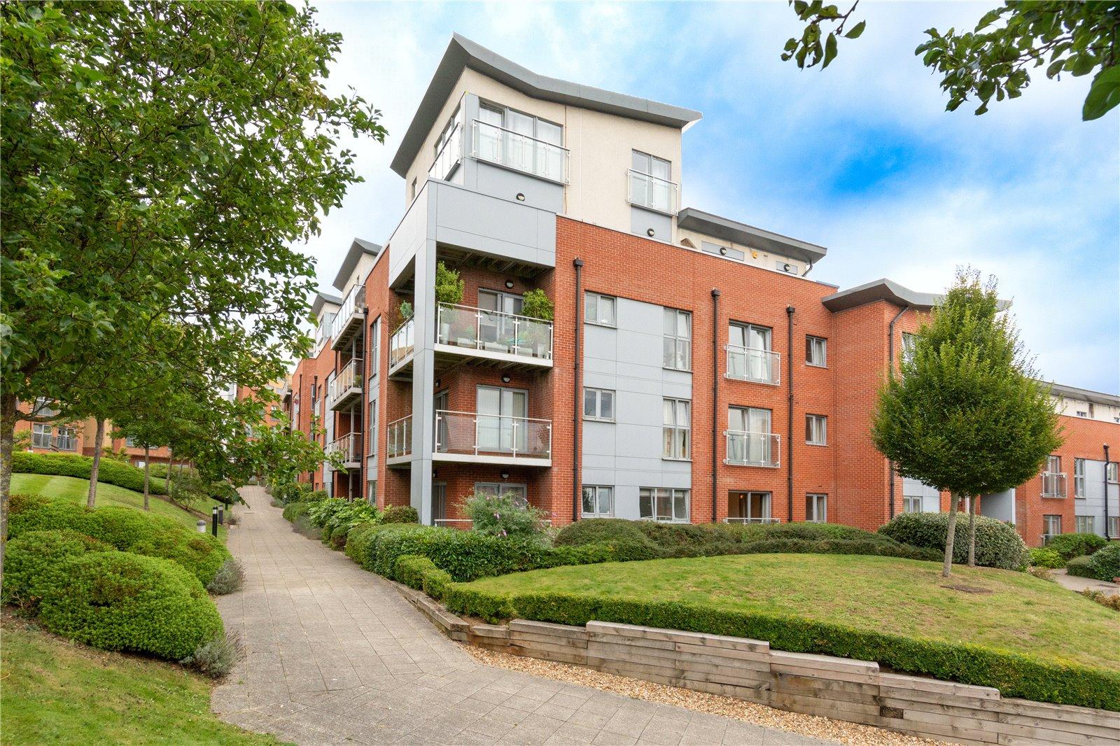 2 Bedroom Flat/Apartment Let in Charrington Place, St. Albans, Hertfordshire - View 9 - Collinson Hall