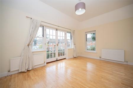 2 Bedroom  To Let in Hillside Road, St. Albans, Hertfordshire - Collinson Hall
