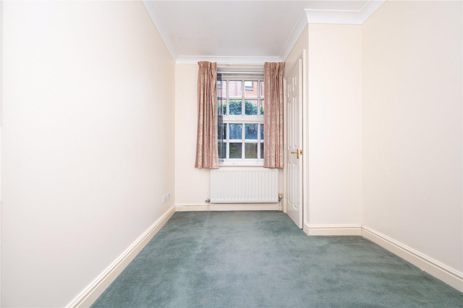 2 Bedroom  Let in Milliners Court, Lattimore Road, St. Albans, Hertfordshire - View 9 - Collinson Hall
