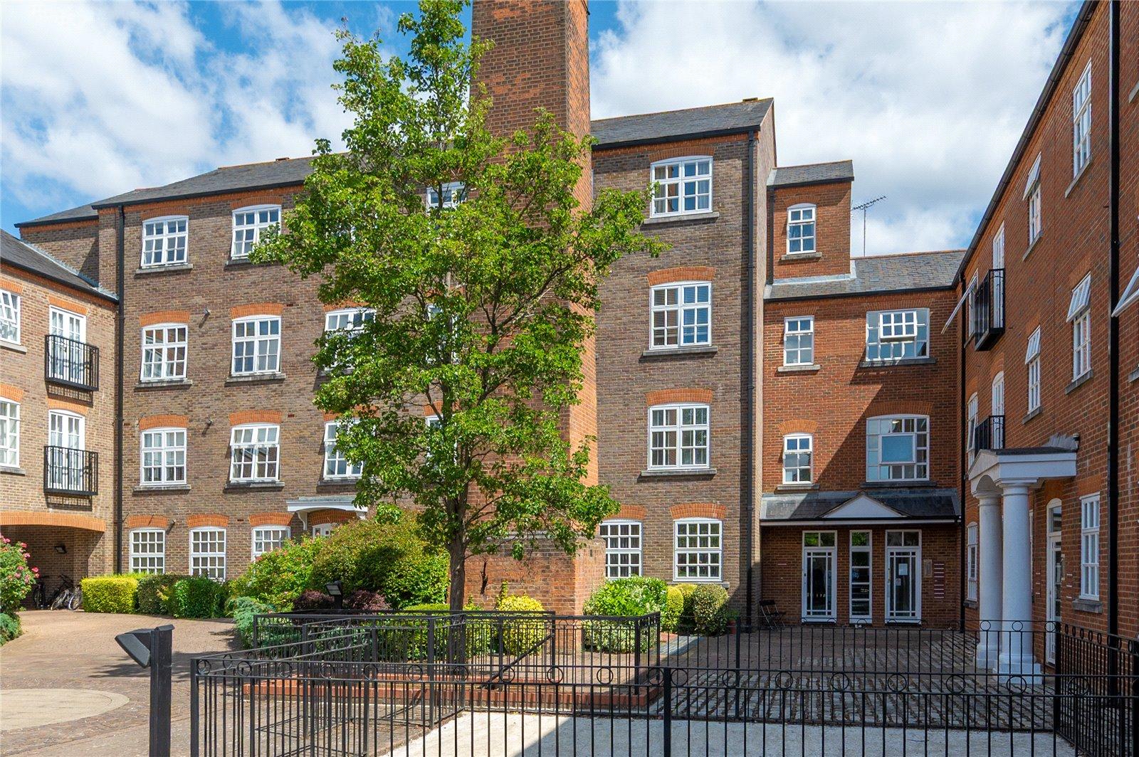 2 Bedroom  Let in Milliners Court, Lattimore Road, St. Albans, Hertfordshire - View 12 - Collinson Hall