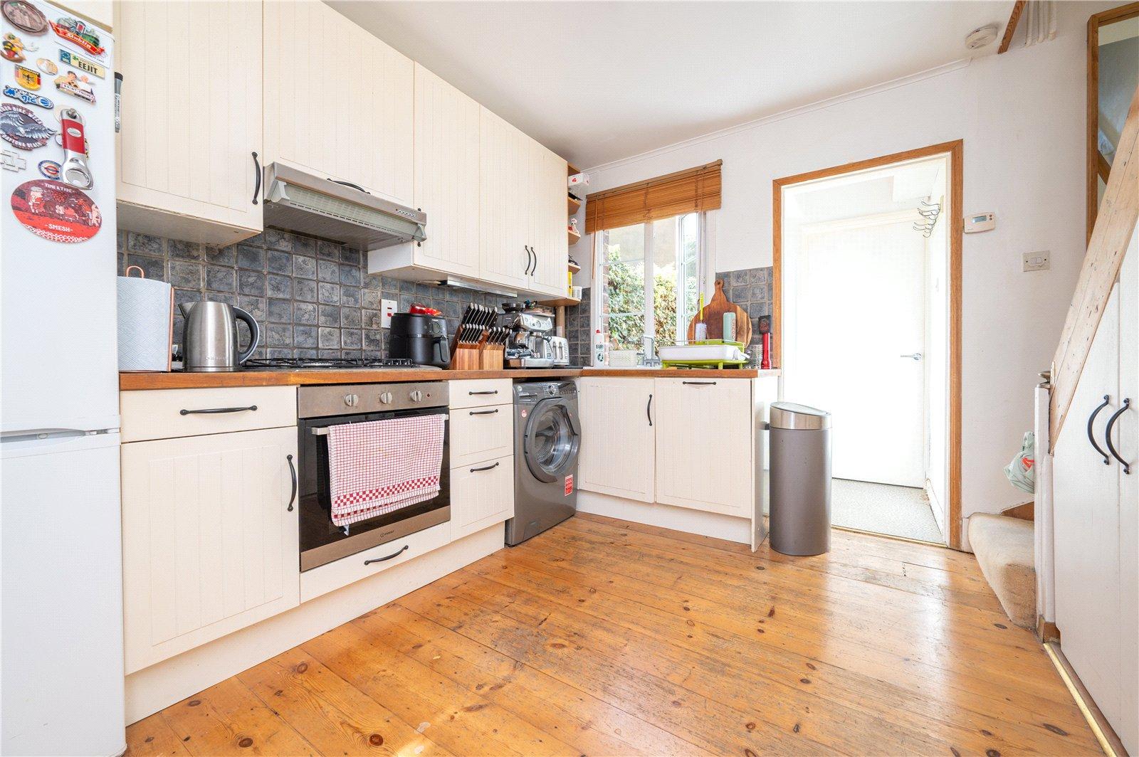 2 Bedroom Terraced House To Let in Keyfield Terrace, St. Albans, Hertfordshire - View 3 - Collinson Hall