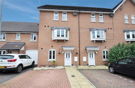 4 Bedroom Terraced House,garage Let Agreed in Avian Avenue, Curo Park, Frogmore, St. Albans - Collinson Hall