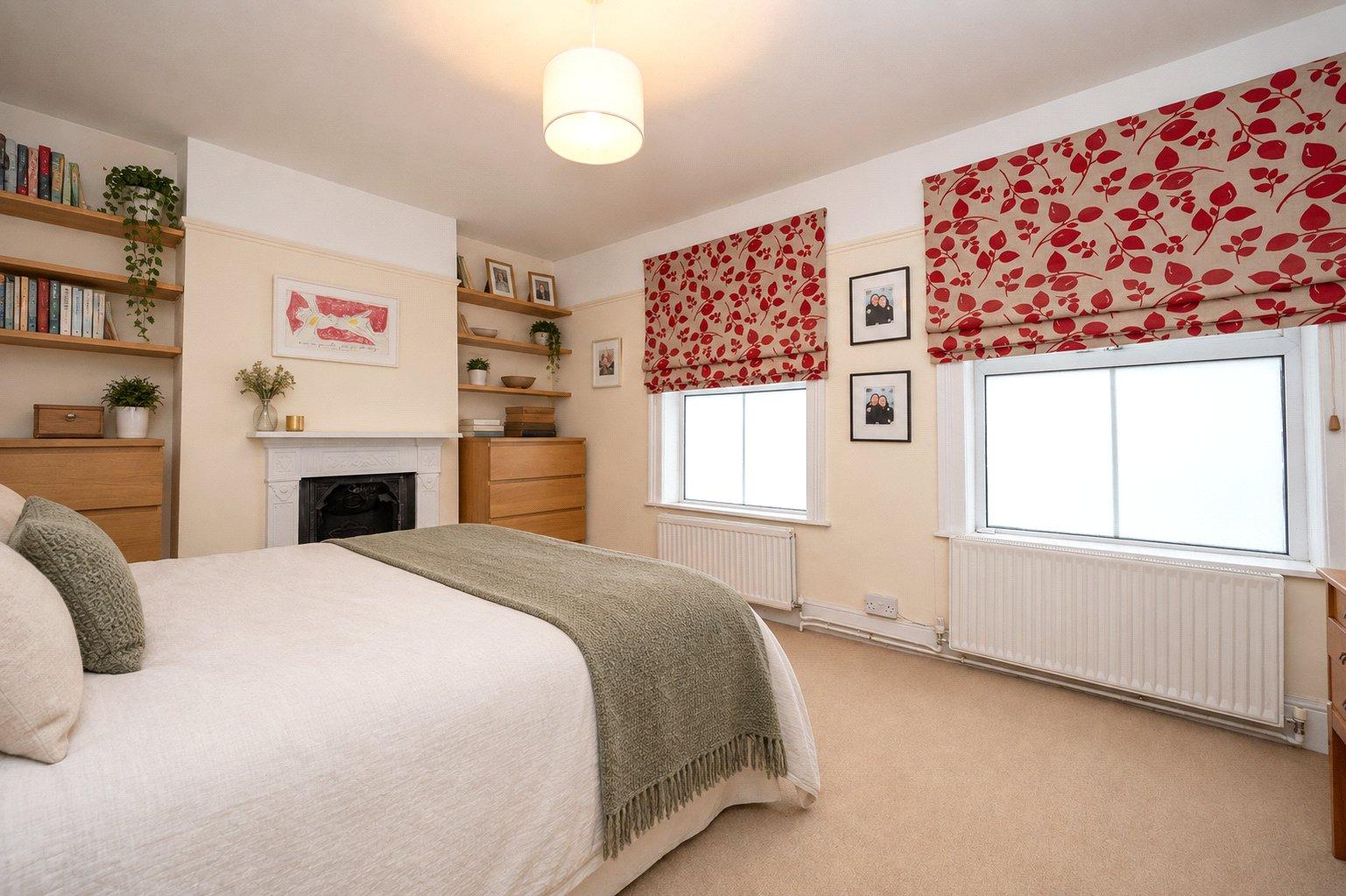 4 Bedroom Terraced House Let in Burnham Road, St. Albans, Hertfordshire - View 3 - Collinson Hall
