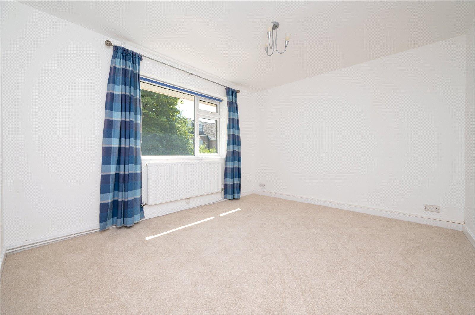 1 Bedroom Flat/Apartment To Let in Cumberland Court, Carlisle Avenue, St. Albans, Hertfordshire - View 5 - Collinson Hall