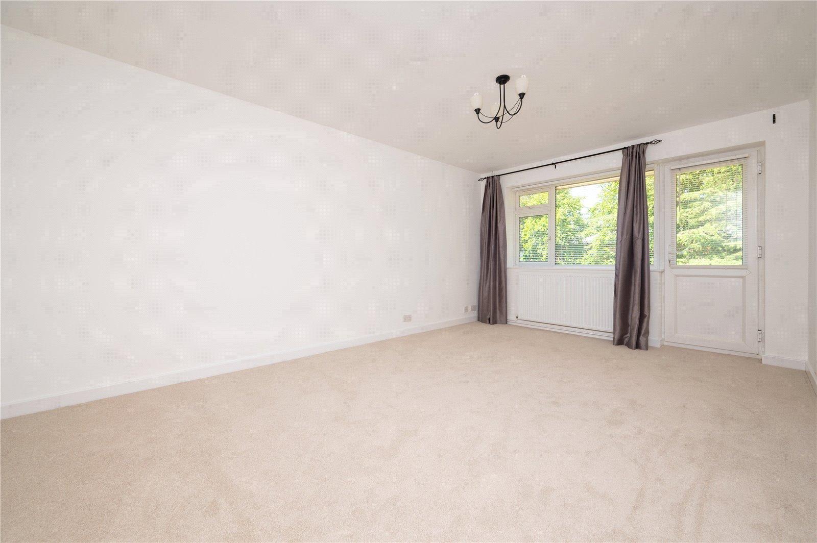 1 Bedroom Flat/Apartment To Let in Cumberland Court, Carlisle Avenue, St. Albans, Hertfordshire - View 6 - Collinson Hall