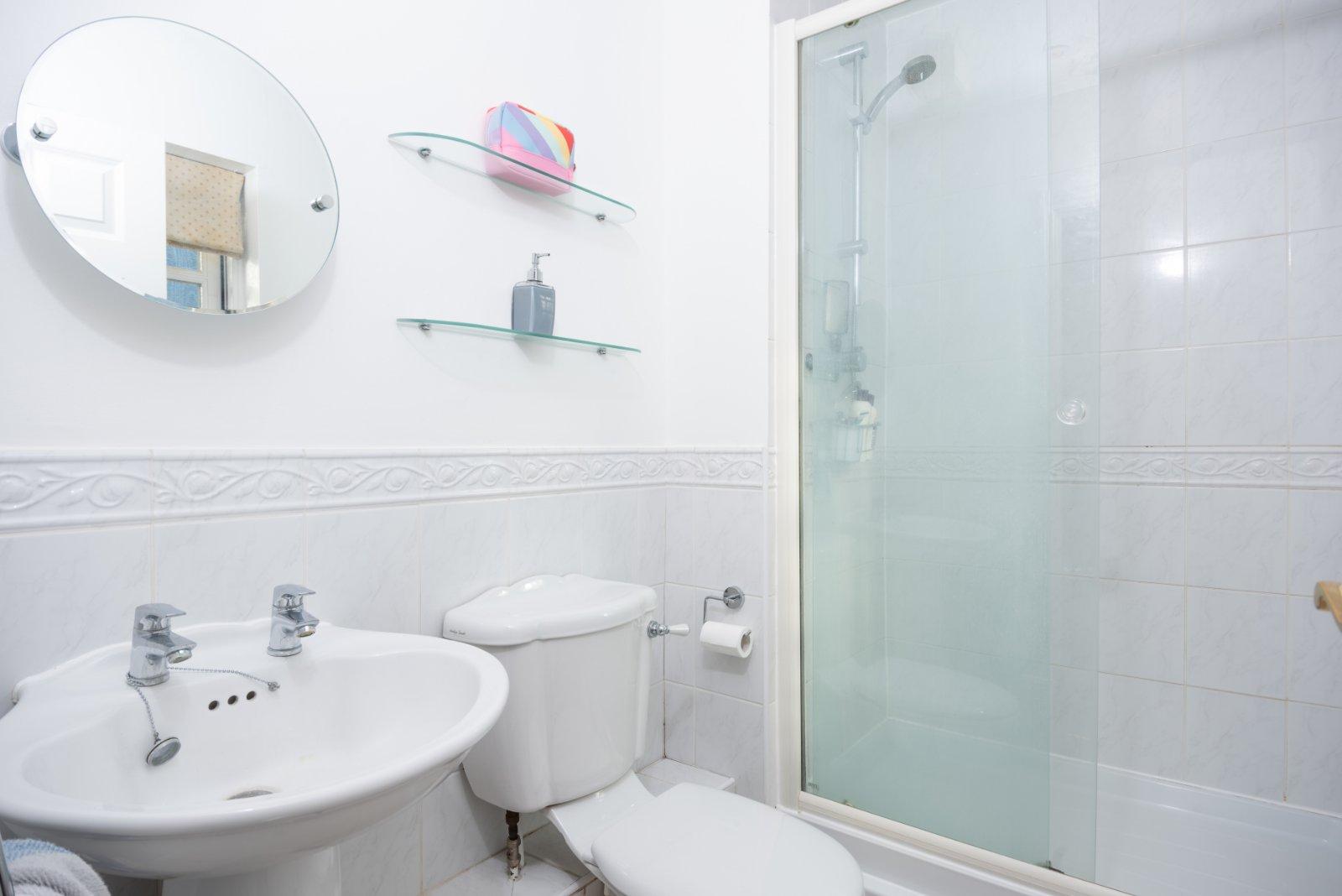 2 Bedroom Flat/Apartment Let in Chime Square, St Peters Street, St. Albans, Hertfordshire - View 7 - Collinson Hall