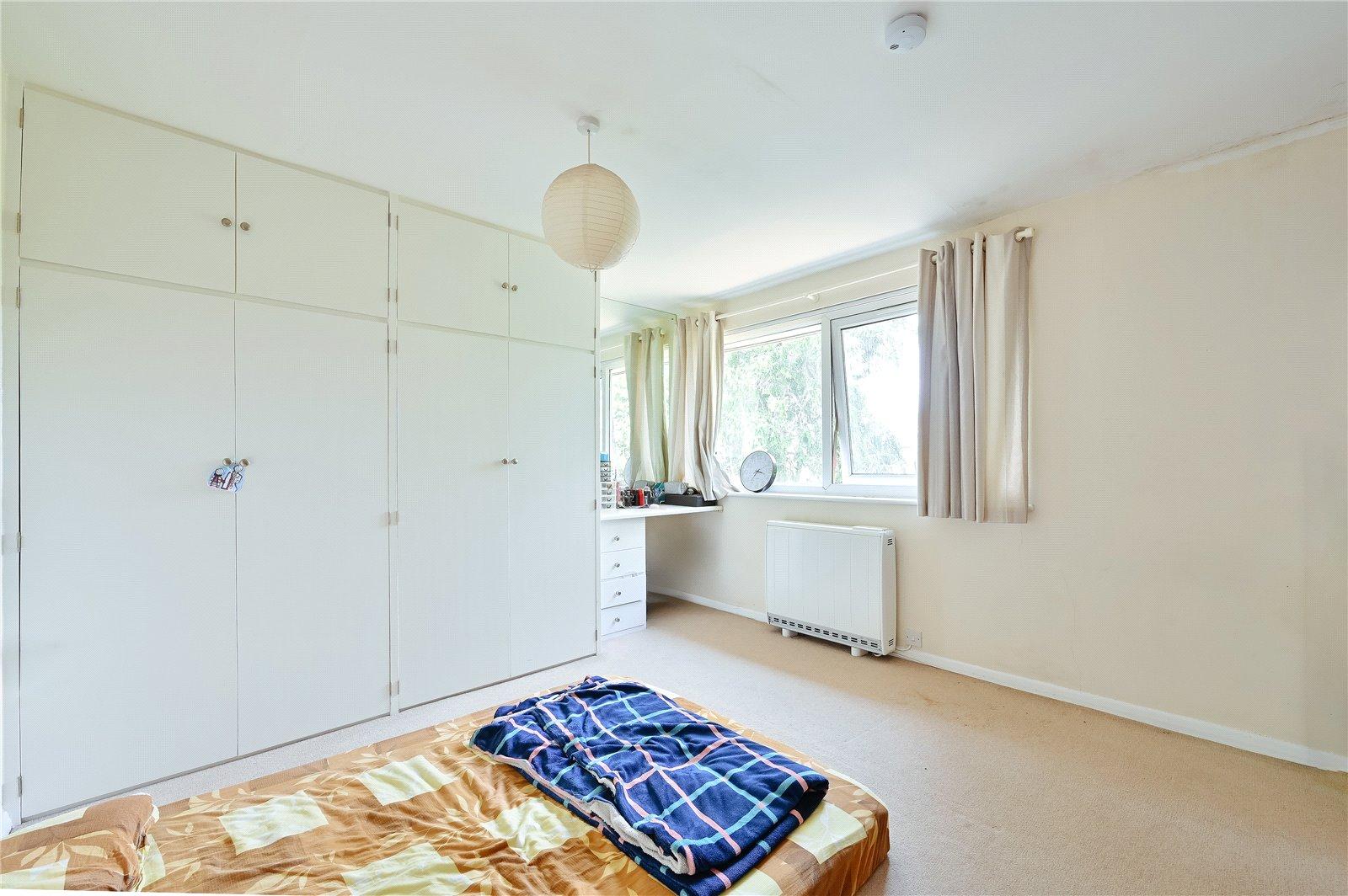 2 Bedroom Flat/Apartment Let in Cedar Court, St. Albans, Hertfordshire - View 12 - Collinson Hall