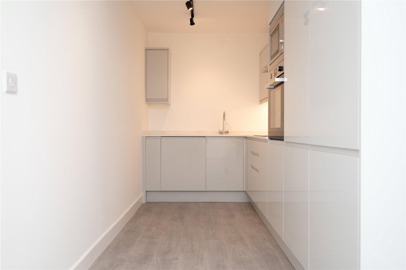 1 Bedroom End Of Terrace House To Let in Arthur Road, St. Albans, Hertfordshire - View 1 - Collinson Hall