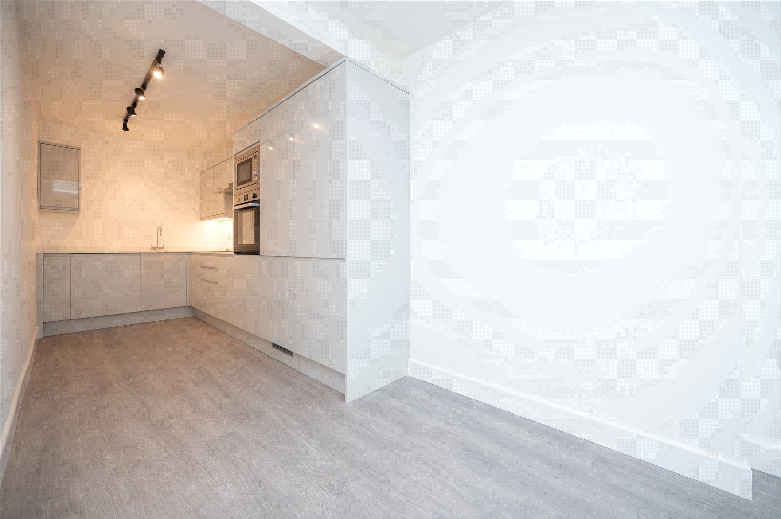 1 Bedroom End Of Terrace House To Let in Arthur Road, St. Albans, Hertfordshire - View 3 - Collinson Hall