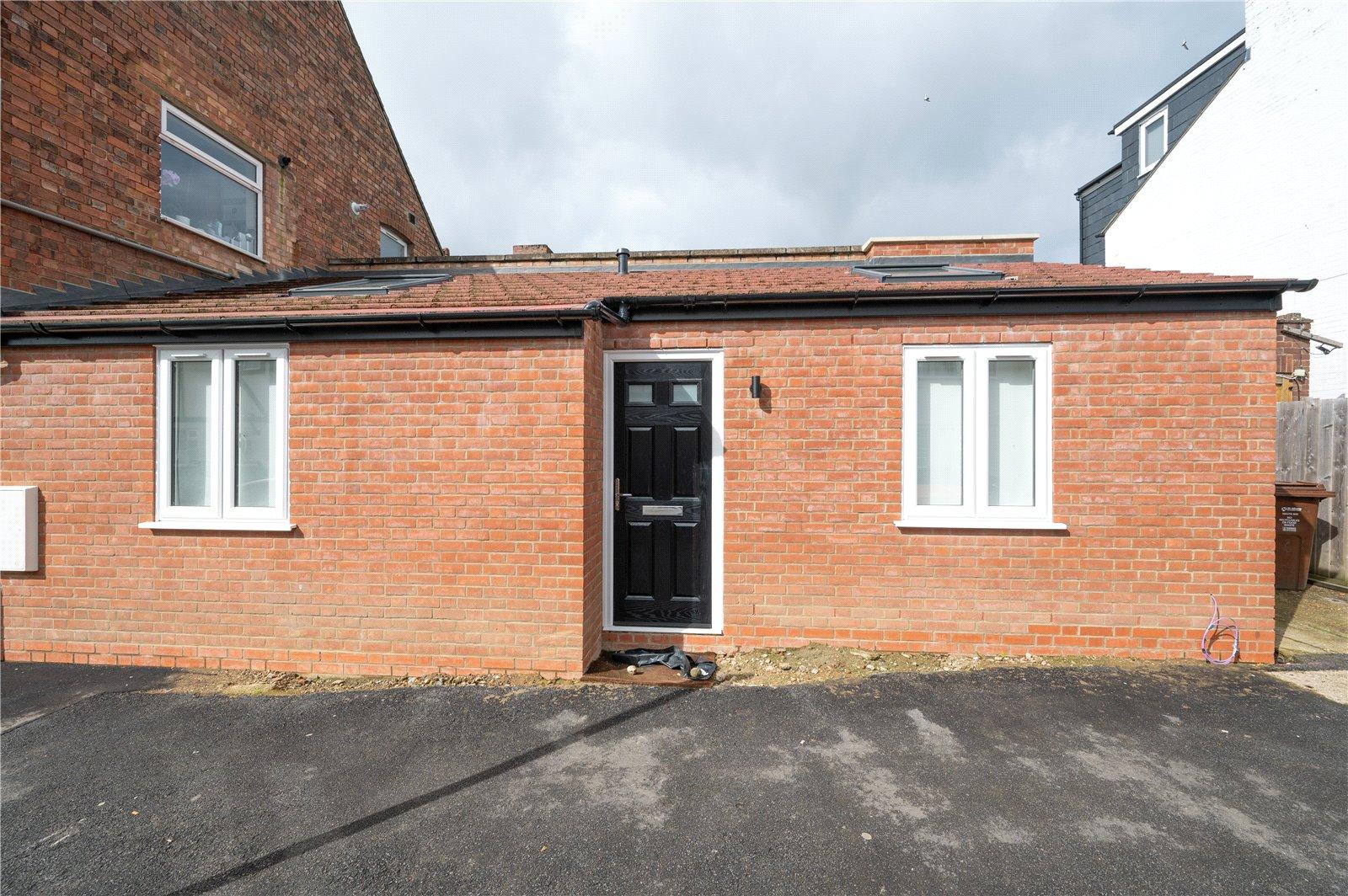 1 Bedroom End Of Terrace House To Let in Arthur Road, St. Albans, Hertfordshire - View 2 - Collinson Hall