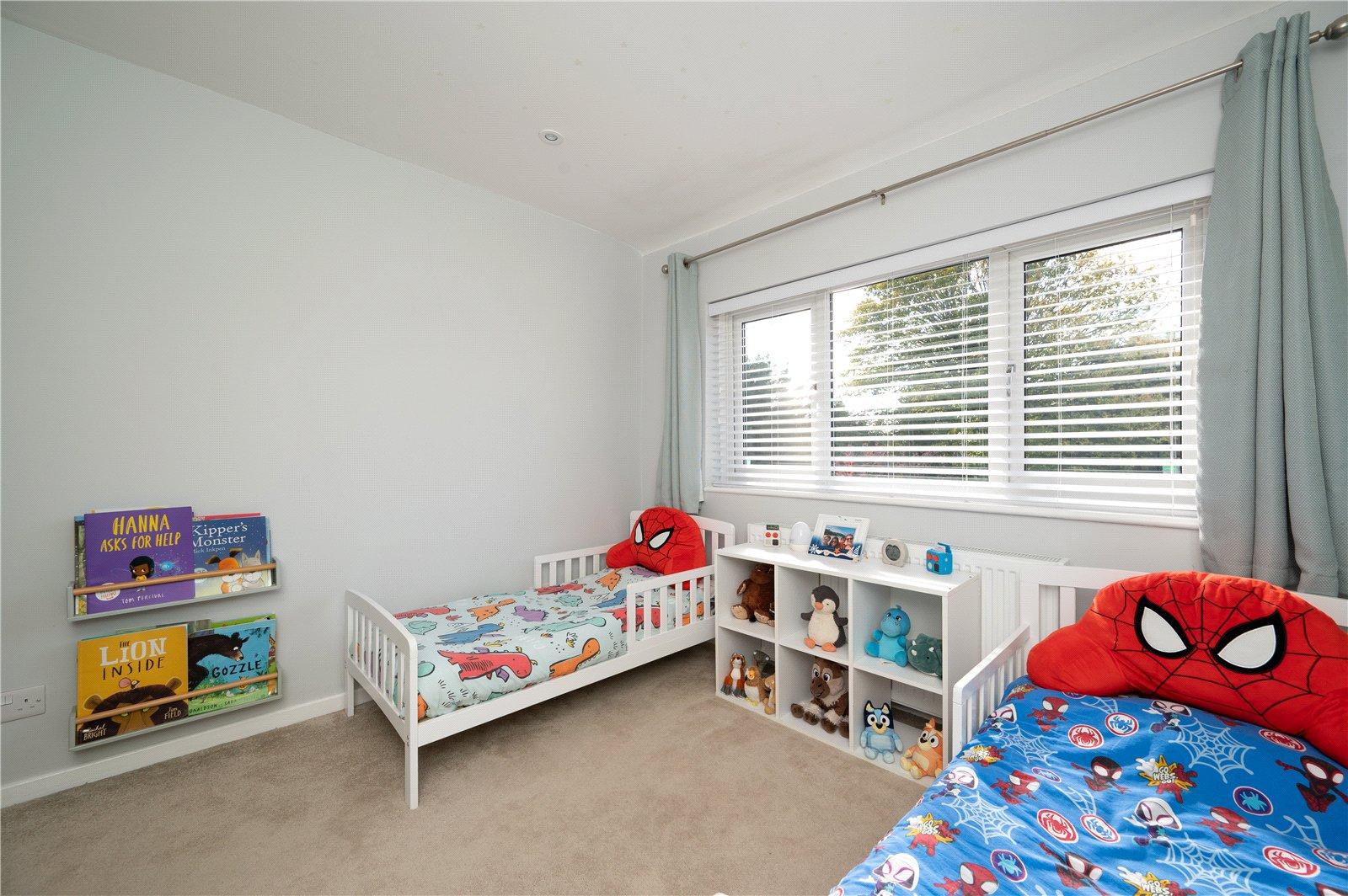 4 Bedroom House For Sale in Langley Grove, Sandridge, St. Albans, Hertfordshire - View 21 - Collinson Hall