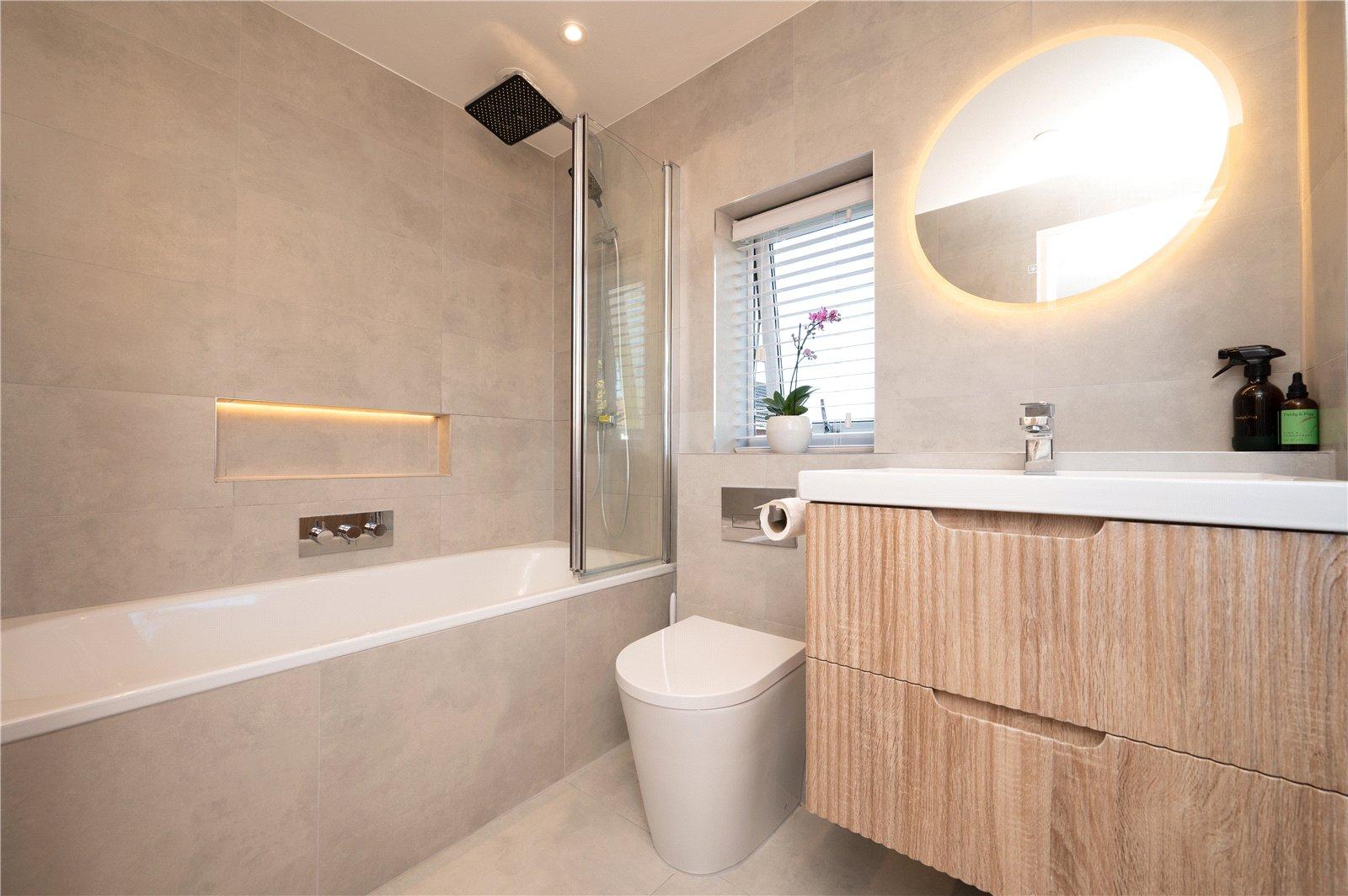 4 Bedroom House For Sale in Langley Grove, Sandridge, St. Albans, Hertfordshire - View 11 - Collinson Hall
