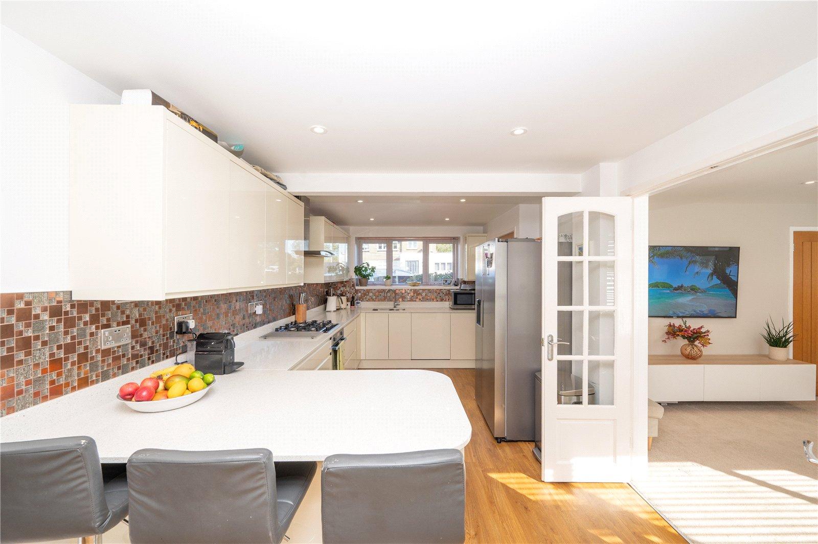 4 Bedroom House For Sale in Langley Grove, Sandridge, St. Albans, Hertfordshire - View 17 - Collinson Hall