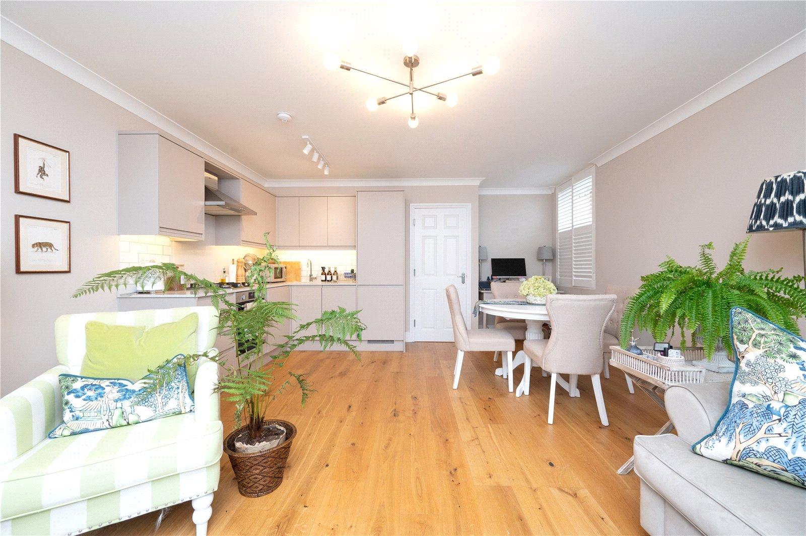 1 Bedroom Flat/Apartment For Sale in Chequer Street, St. Albans, Hertfordshire - View 6 - Collinson Hall