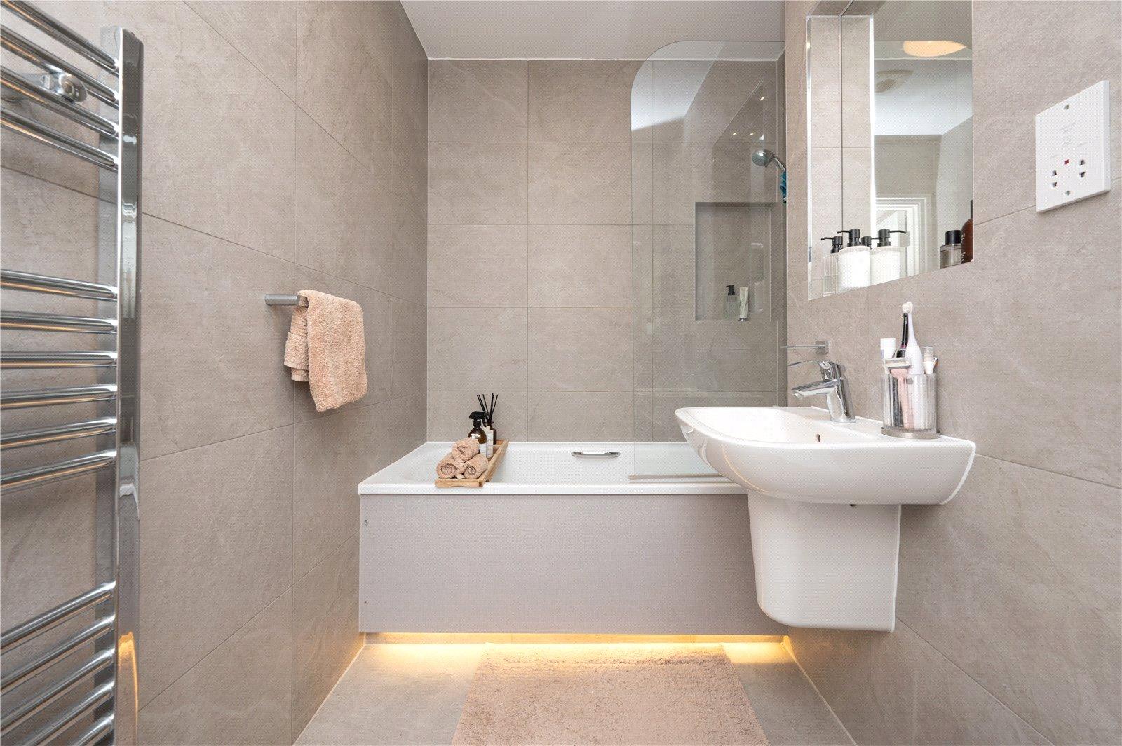 1 Bedroom Flat/Apartment For Sale in Chequer Street, St. Albans, Hertfordshire - View 5 - Collinson Hall
