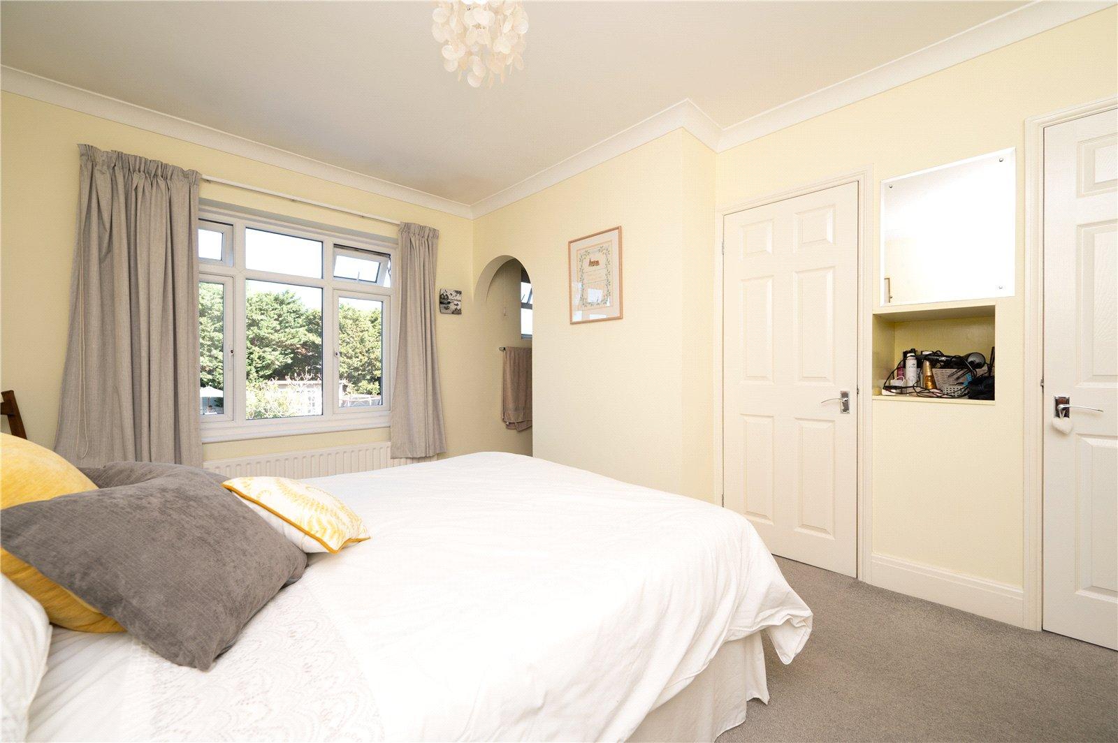 4 Bedroom Semi-Detached House For Sale in Driftwood Avenue, St. Albans, Hertfordshire - View 19 - Collinson Hall