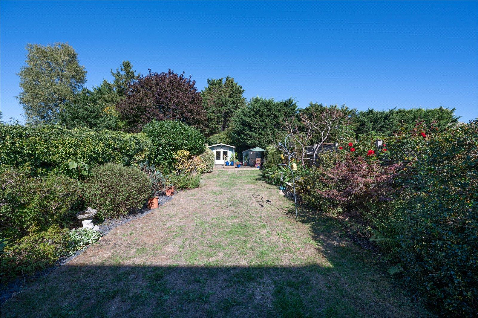 4 Bedroom Semi-Detached House For Sale in Driftwood Avenue, St. Albans, Hertfordshire - View 9 - Collinson Hall